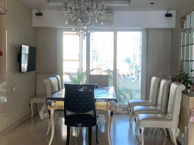 Rental | 4 BHK + Servant Room 1690 Sq.Ft. Apartment in Prabhadevi CHS