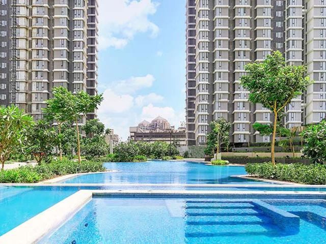 Rental | 4 BHK + Servant Room 1700 Sq.Ft. Apartment in Indiabulls Blu