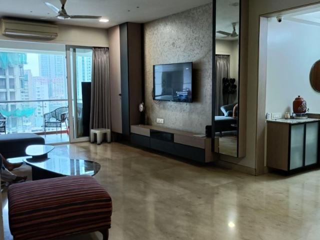 Rental | 4 BHK + Servant Room 1978 Sq.Ft. Apartment in Prabhadevi CHS