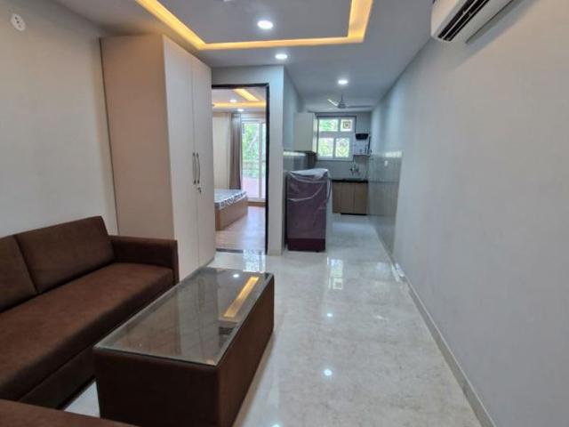 Rental | 4 BHK + Servant Room 2400 Sq.Ft. Apartment in BPTP Terra