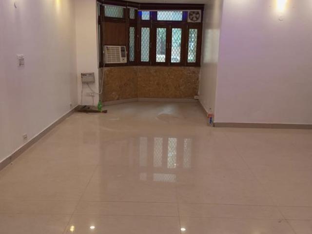 Rental | 4 BHK + Servant Room 2400 Sq.Ft. Apartment in Sector 9 Dwarka