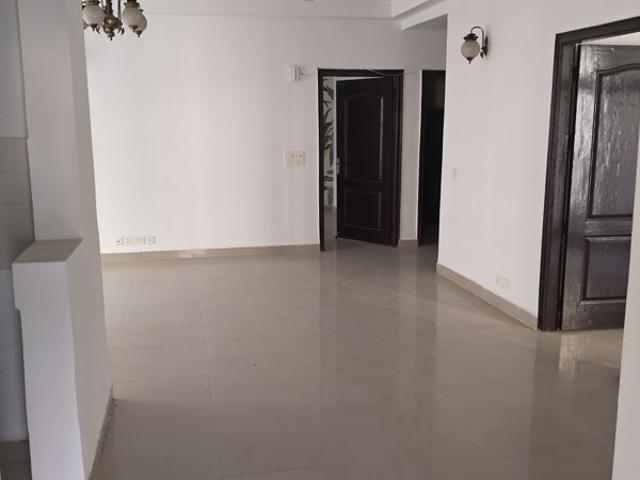 Rental | 4 BHK + Servant Room 2410 Sq.Ft. Apartment in Amrapali Silicon City