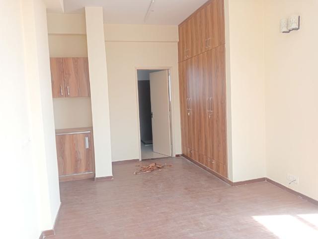 Rental | 4 BHK + Servant Room 2550 Sq.Ft. Apartment in Pioneer Park Phase 1