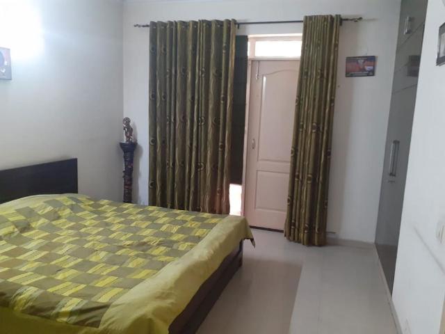 Rental | 4 BHK + Servant Room 2562 Sq.Ft. Apartment in Orchid Petals