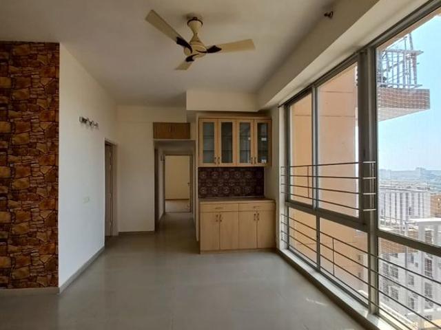 Rental | 4 BHK + Servant Room 2670 Sq.Ft. Apartment in Pioneer Park Phase 1