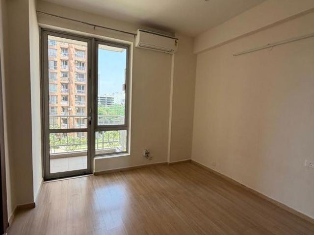 Rental | 4 BHK + Servant Room 2695 Sq.Ft. Apartment in Pioneer Park Phase 1