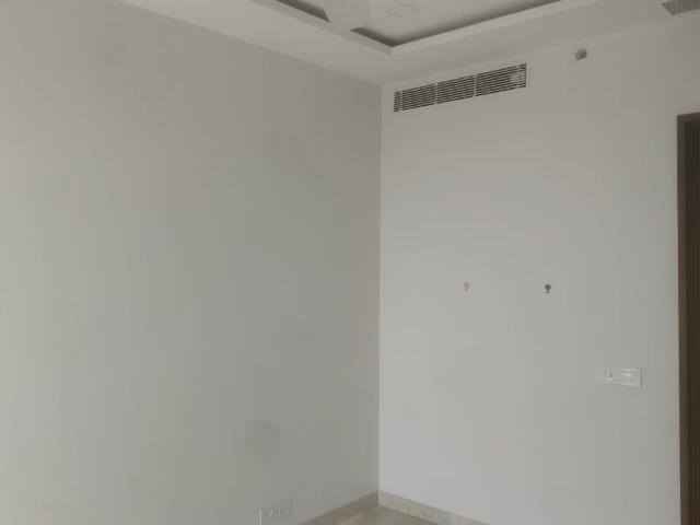 Rental | 4 BHK + Servant Room 2718 Sq.Ft. Apartment in The Rama Apartment