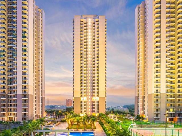 Rental | 4 BHK + Servant Room 2722 Sq.Ft. Apartment in DLF The Ultima