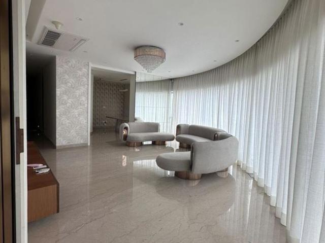 Rental | 4 BHK + Servant Room 2770 Sq.Ft. Apartment in Lodha The World Towers World One Tier 3 Trinity