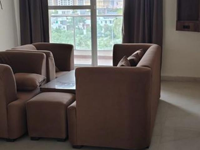 Rental | 4 BHK + Servant Room 2800 Sq.Ft. Apartment in Crest Golf Ridge Tower