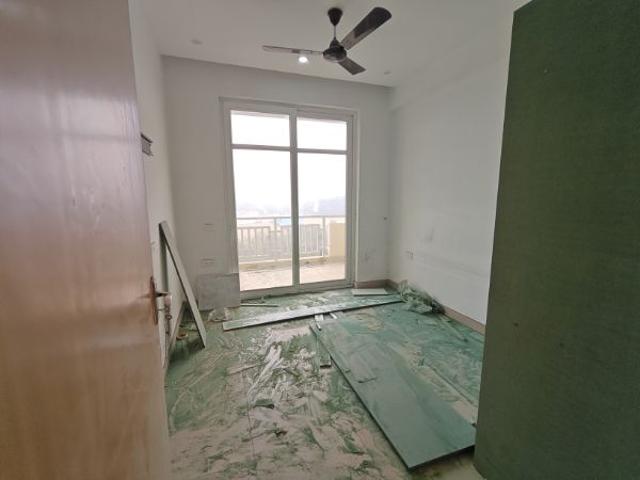 Rental | 4 BHK + Servant Room 2800 Sq.Ft. Apartment in SS The Leaf
