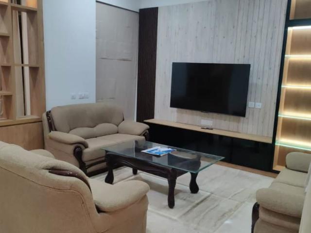 Rental | 4 BHK + Servant Room 2850 Sq.Ft. Villa in Hiranandani The Villas