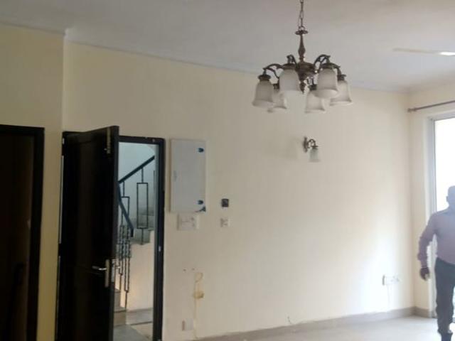 Rental | 4 BHK + Servant Room 2200 Sq.Ft. Apartment in Ansal API Esencia