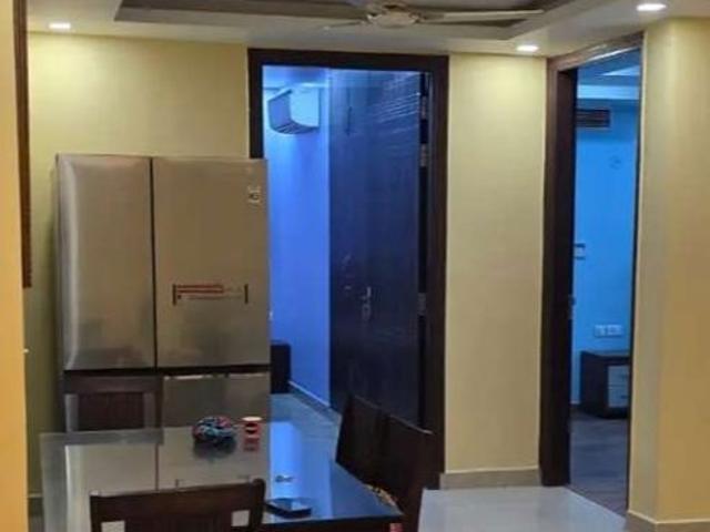 Rental | 4 BHK + Servant Room 2200 Sq.Ft. Apartment in Eldeco Elegante