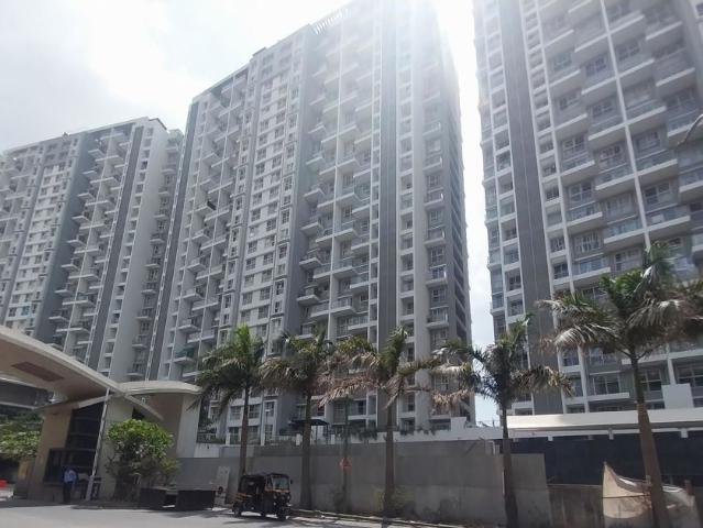 Rental | 4 BHK + Servant Room 2200 Sq.Ft. Apartment in Gera Trinity Towers