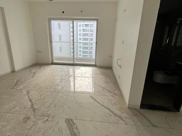 Rental | 4 BHK + Servant Room 2200 Sq.Ft. Apartment in Lohia Odela