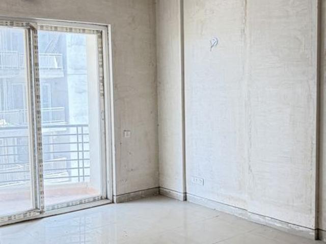 Rental | 4 BHK + Servant Room 2365 Sq.Ft. Apartment in DLF Express Greens