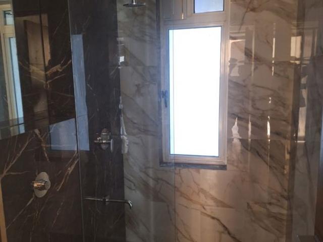 Rental | 4 BHK + Servant Room 3500 Sq.Ft. Apartment in Radhakunj CHS Juhu