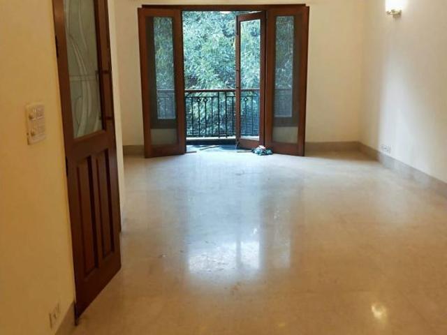 Rental | 4 BHK + Servant Room 3600 Sq.Ft. Apartment in Vasant Vihar