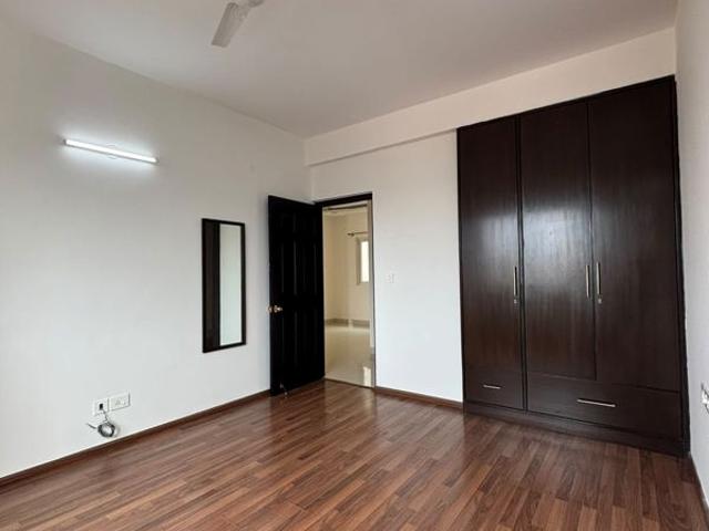 Rental | 4 BHK + Servant Room 3800 Sq.Ft. Apartment in Nitesh Buckingham Gate