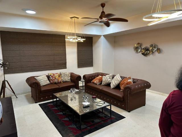 Rental | 4 BHK + Servant Room 3800 Sq.Ft. Penthouse in Emaar The Palm Drive The Premier Terraces