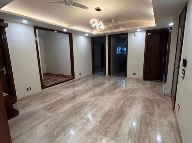 Rental | 4 BHK + Servant Room 3000 Sq.Ft. Apartment in Millenium Bajrang Society