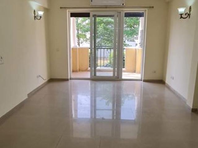 Rental | 4 BHK + Servant Room 3150 Sq.Ft. Apartment in Emaar MGF Emerald Hills