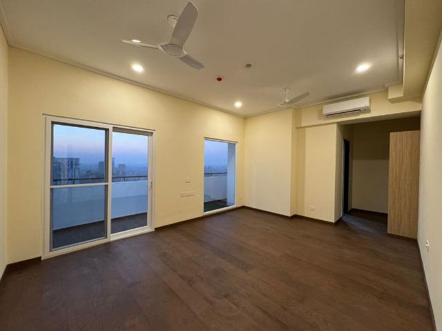 Rental | 4 BHK + Servant Room 3300 Sq.Ft. Apartment in Dasnac Burj