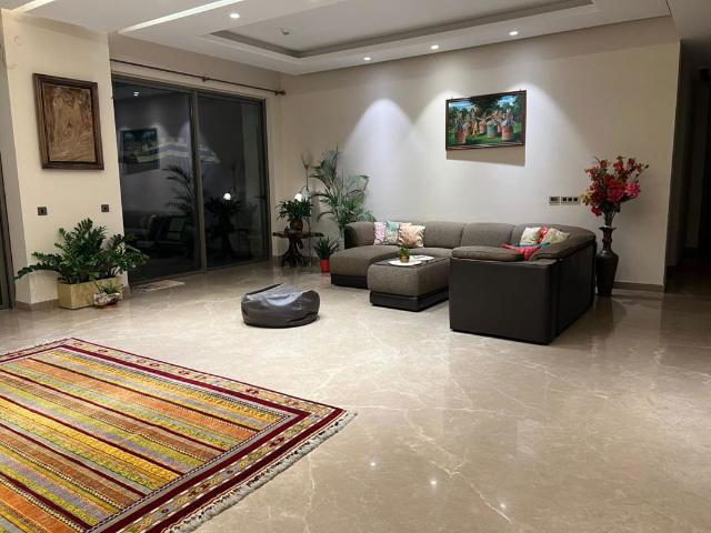 Rental | 4 BHK + Servant Room 4455 Sq.Ft. Apartment in ABA Cleo Gold
