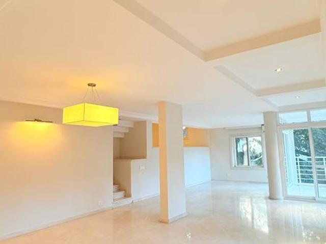 Rental | 4 BHK + Servant Room 4500 Sq.Ft. Apartment in White Lotus Anora