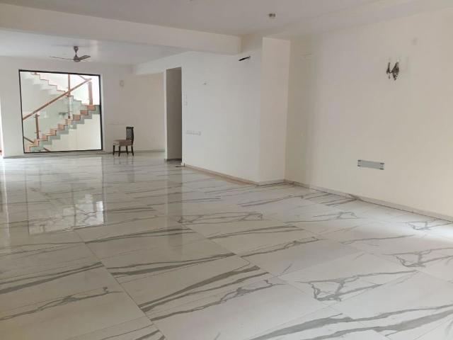 Rental | 4 BHK + Servant Room 4025 Sq.Ft. Villa in Chaithanya Oak Ville
