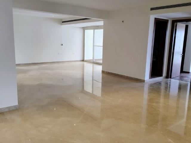 Rental | 4 BHK + Servant Room 4205 Sq.Ft. Apartment in Prestige White Meadows