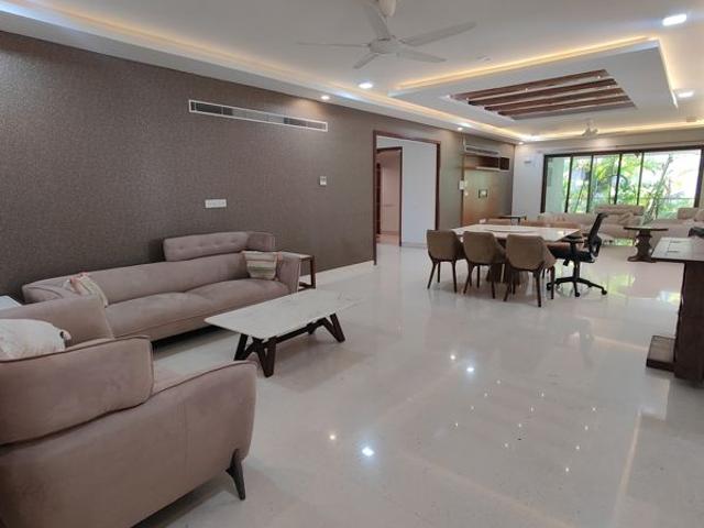 Rental | 4 BHK + Servant Room 4350 Sq.Ft. Apartment in High Grounds