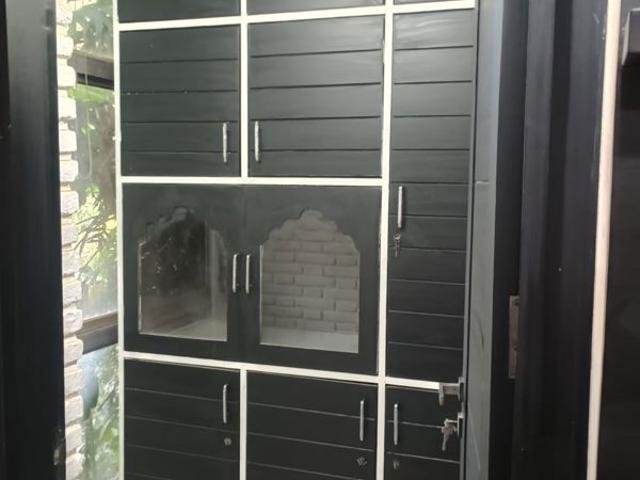 Rental | 4 BHK + Servant Room 600 Sq.Yd. Apartment in Panchsheel Park
