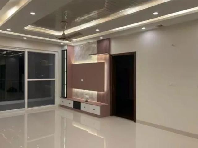 Rental | 4 BHK + Study Room 4500 Sq.Ft. Villa in Nambiar Belleza