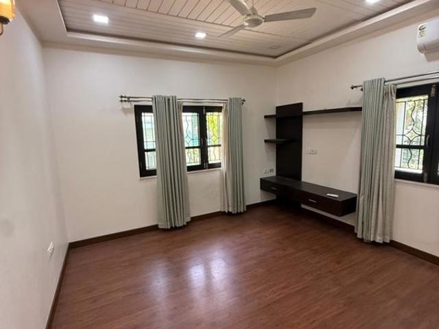 Rental | 4 BHK + Study Room 7481 Sq.Ft. Apartment in Prestige Hermitage