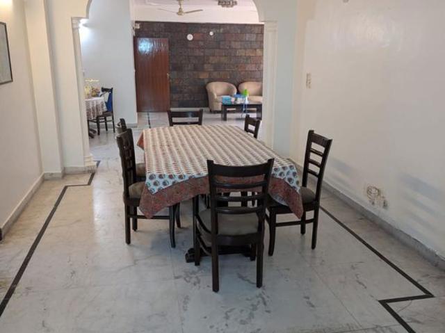 Rental | 4 BHK + Study Room 2200 Sq.Ft. Apartment in Supertech Estate