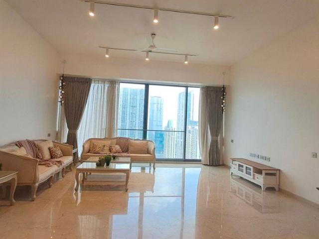 Rental | 4 BHK + Study Room 2500 Sq.Ft. Apartment in Rustomjee Crown