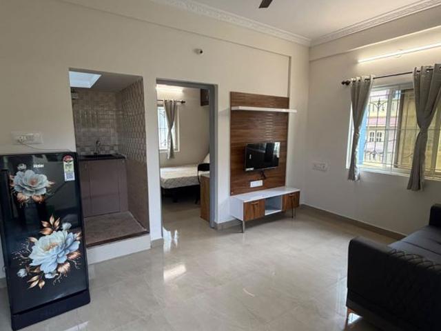 Rental | 4 BHK + Study Room 2555 Sq.Ft. Apartment in Prestige Waterford