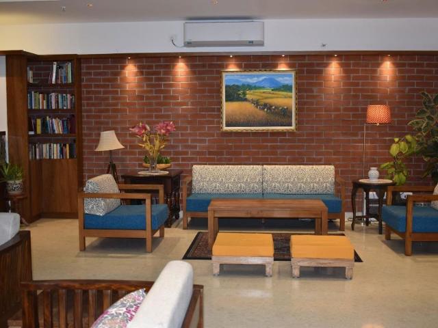 Rental | 4 BHK + Study Room 3000 Sq.Ft. Apartment in Prestige White Meadows