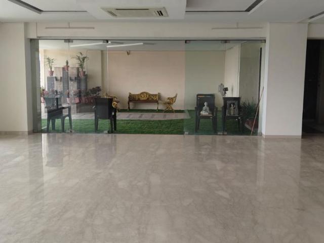 Rental | 4 BHK + Study Room 3000 Sq.Ft. Apartment in Supreme Lake Superior