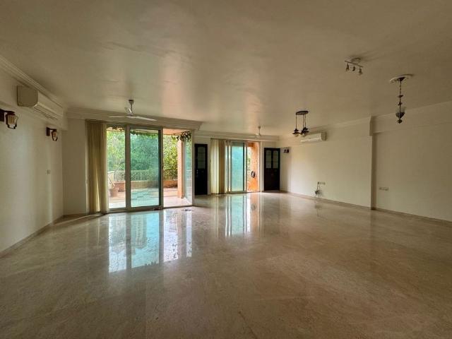 Rental | 4 BHK + Study Room,Extra Room 2600 Sq.Ft. Apartment in Hiranandani Glen Croft