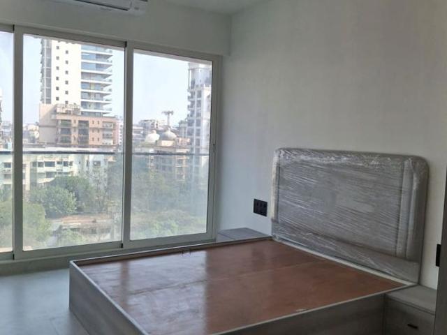 Rental | 4 BHK + Store Room 1950 Sq.Ft. Apartment in Joy Legend