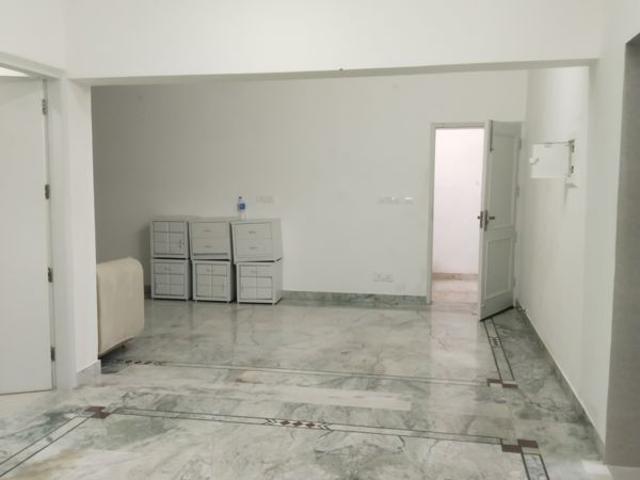 Rental | 4 BHK + Store Room 2000 Sq.Ft. Apartment in Sarita Vihar