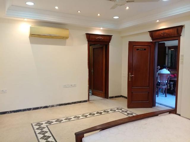 Rental | 4 BHK + Store Room 3300 Sq.Ft. Apartment in Chakala