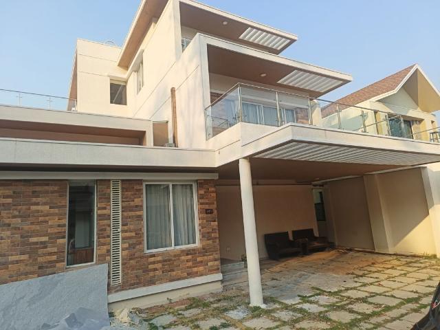 Rental | 4 BHK + Pooja Room 4000 Sq.Ft. Villa in Brigade Orchards