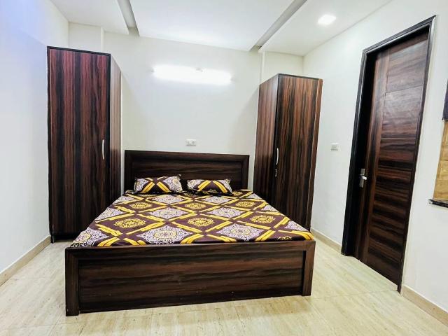 Rental | 4 BHK + Pooja Room 600 Sq.Yd. Independent House in Vasant Vihar