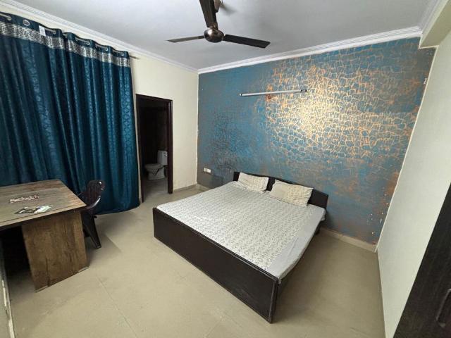 Rental | 4 BHK + Pooja Room 650 Sq.Yd. Independent House in Vasant Vihar