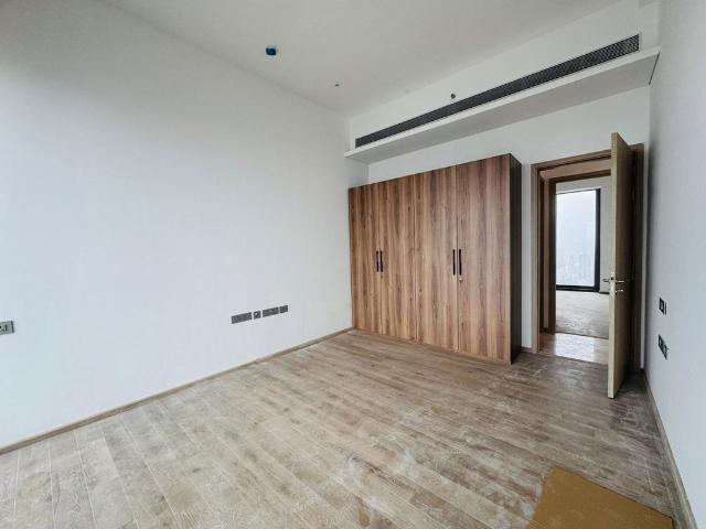 Rental | 4 BHK + Pooja Room 1581 Sq.Ft. Apartment in Rustomjee Crown