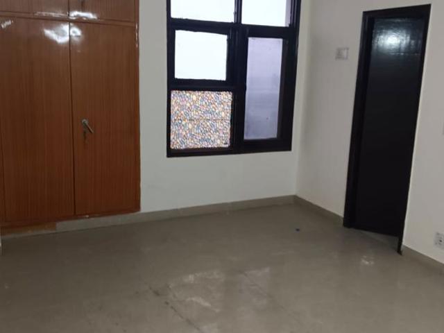 Rental | 4 BHK + Pooja Room 1890 Sq.Ft. Apartment in Sagar Kunj Apartments